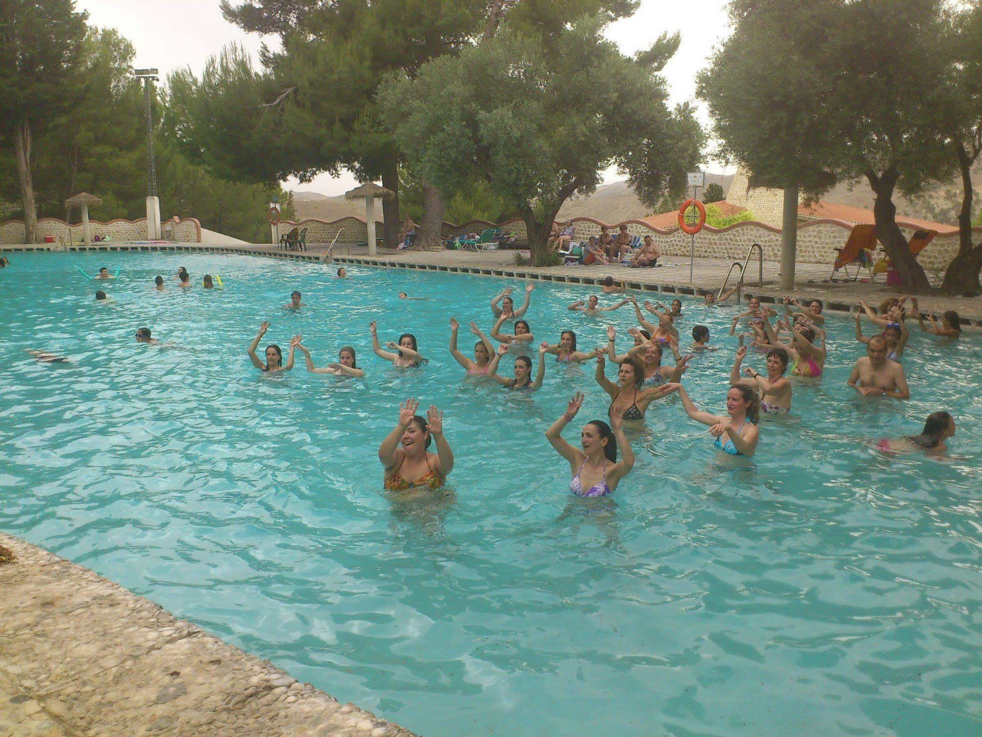 Balneario De Alicun De Las Torres Villanueva de las Torres Exterior foto